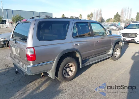 2001 Toyota 4Runner Sr5 V6 from USA, damaged, VIN JT3GN86R610185598